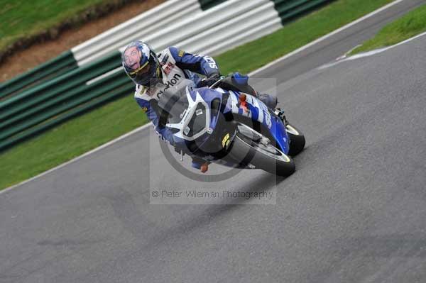 Motorcycle action photographs;Trackday digital images;cadwell;cadwell park photographs;event digital images;eventdigitalimages;motor racing louth lincolnshire;no limits trackdays;peter wileman photography;trackday;trackday photos