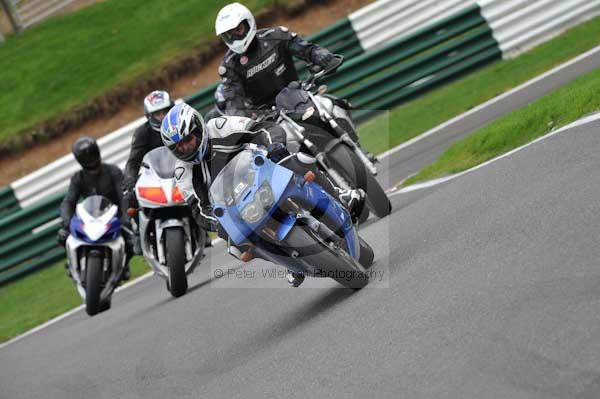 Motorcycle action photographs;Trackday digital images;cadwell;cadwell park photographs;event digital images;eventdigitalimages;motor racing louth lincolnshire;no limits trackdays;peter wileman photography;trackday;trackday photos