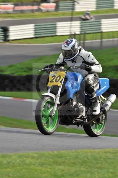 Motorcycle action photographs;Trackday digital images;cadwell;cadwell park photographs;event digital images;eventdigitalimages;motor racing louth lincolnshire;no limits trackdays;peter wileman photography;trackday;trackday photos