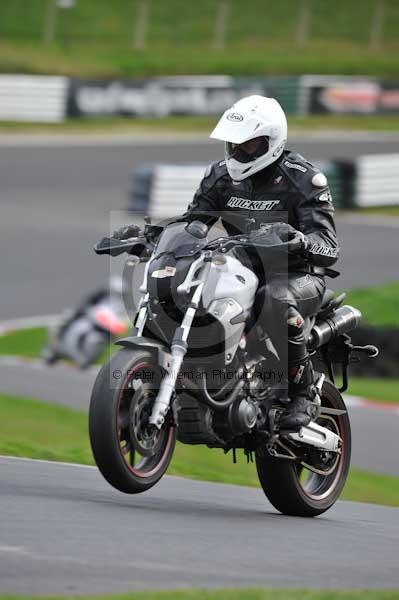 Motorcycle action photographs;Trackday digital images;cadwell;cadwell park photographs;event digital images;eventdigitalimages;motor racing louth lincolnshire;no limits trackdays;peter wileman photography;trackday;trackday photos