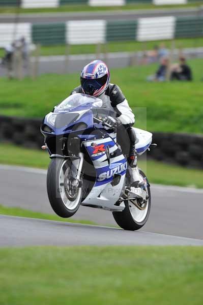 Motorcycle action photographs;Trackday digital images;cadwell;cadwell park photographs;event digital images;eventdigitalimages;motor racing louth lincolnshire;no limits trackdays;peter wileman photography;trackday;trackday photos