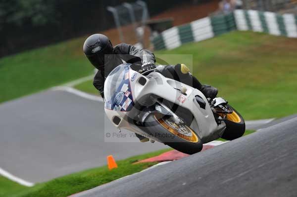 Motorcycle action photographs;Trackday digital images;cadwell;cadwell park photographs;event digital images;eventdigitalimages;motor racing louth lincolnshire;no limits trackdays;peter wileman photography;trackday;trackday photos