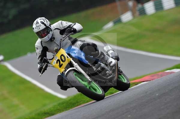 Motorcycle action photographs;Trackday digital images;cadwell;cadwell park photographs;event digital images;eventdigitalimages;motor racing louth lincolnshire;no limits trackdays;peter wileman photography;trackday;trackday photos