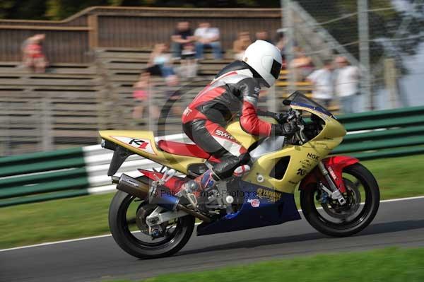 Motorcycle action photographs;Trackday digital images;cadwell;cadwell park photographs;event digital images;eventdigitalimages;motor racing louth lincolnshire;no limits trackdays;peter wileman photography;trackday;trackday photos