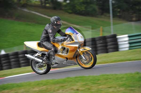 Motorcycle action photographs;Trackday digital images;cadwell;cadwell park photographs;event digital images;eventdigitalimages;motor racing louth lincolnshire;no limits trackdays;peter wileman photography;trackday;trackday photos