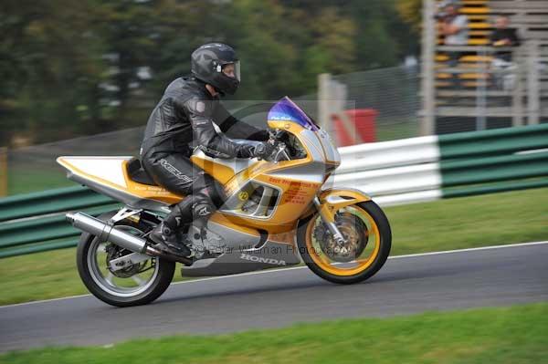 Motorcycle action photographs;Trackday digital images;cadwell;cadwell park photographs;event digital images;eventdigitalimages;motor racing louth lincolnshire;no limits trackdays;peter wileman photography;trackday;trackday photos