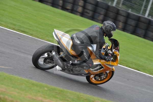 Motorcycle action photographs;Trackday digital images;cadwell;cadwell park photographs;event digital images;eventdigitalimages;motor racing louth lincolnshire;no limits trackdays;peter wileman photography;trackday;trackday photos