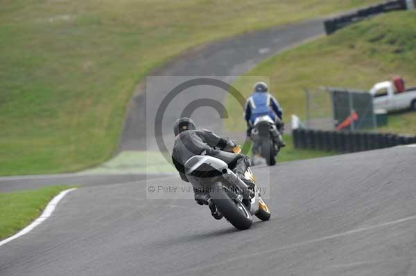 Motorcycle action photographs;Trackday digital images;cadwell;cadwell park photographs;event digital images;eventdigitalimages;motor racing louth lincolnshire;no limits trackdays;peter wileman photography;trackday;trackday photos