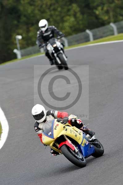 Motorcycle action photographs;Trackday digital images;cadwell;cadwell park photographs;event digital images;eventdigitalimages;motor racing louth lincolnshire;no limits trackdays;peter wileman photography;trackday;trackday photos