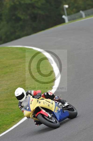Motorcycle action photographs;Trackday digital images;cadwell;cadwell park photographs;event digital images;eventdigitalimages;motor racing louth lincolnshire;no limits trackdays;peter wileman photography;trackday;trackday photos