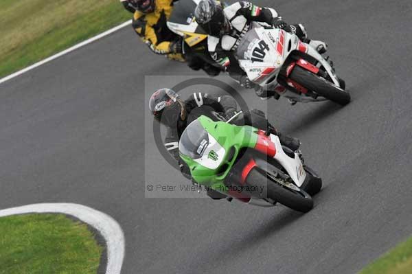 Motorcycle action photographs;Trackday digital images;cadwell;cadwell park photographs;event digital images;eventdigitalimages;motor racing louth lincolnshire;no limits trackdays;peter wileman photography;trackday;trackday photos