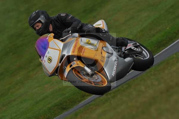 Motorcycle action photographs;Trackday digital images;cadwell;cadwell park photographs;event digital images;eventdigitalimages;motor racing louth lincolnshire;no limits trackdays;peter wileman photography;trackday;trackday photos