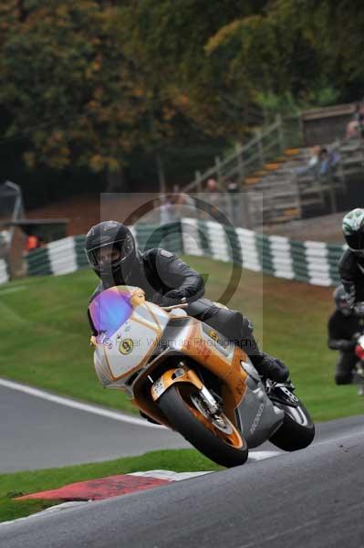 Motorcycle action photographs;Trackday digital images;cadwell;cadwell park photographs;event digital images;eventdigitalimages;motor racing louth lincolnshire;no limits trackdays;peter wileman photography;trackday;trackday photos