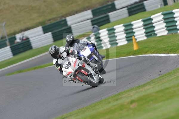 Motorcycle action photographs;Trackday digital images;cadwell;cadwell park photographs;event digital images;eventdigitalimages;motor racing louth lincolnshire;no limits trackdays;peter wileman photography;trackday;trackday photos