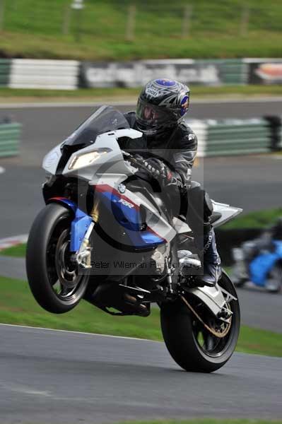 Motorcycle action photographs;Trackday digital images;cadwell;cadwell park photographs;event digital images;eventdigitalimages;motor racing louth lincolnshire;no limits trackdays;peter wileman photography;trackday;trackday photos