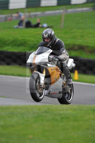 Motorcycle action photographs;Trackday digital images;cadwell;cadwell park photographs;event digital images;eventdigitalimages;motor racing louth lincolnshire;no limits trackdays;peter wileman photography;trackday;trackday photos