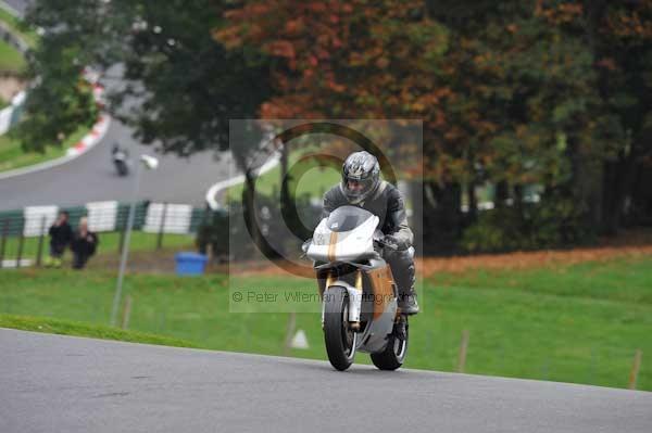 Motorcycle action photographs;Trackday digital images;cadwell;cadwell park photographs;event digital images;eventdigitalimages;motor racing louth lincolnshire;no limits trackdays;peter wileman photography;trackday;trackday photos