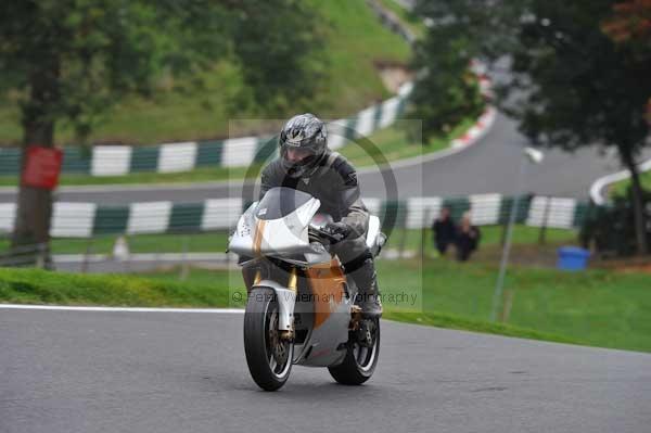 Motorcycle action photographs;Trackday digital images;cadwell;cadwell park photographs;event digital images;eventdigitalimages;motor racing louth lincolnshire;no limits trackdays;peter wileman photography;trackday;trackday photos
