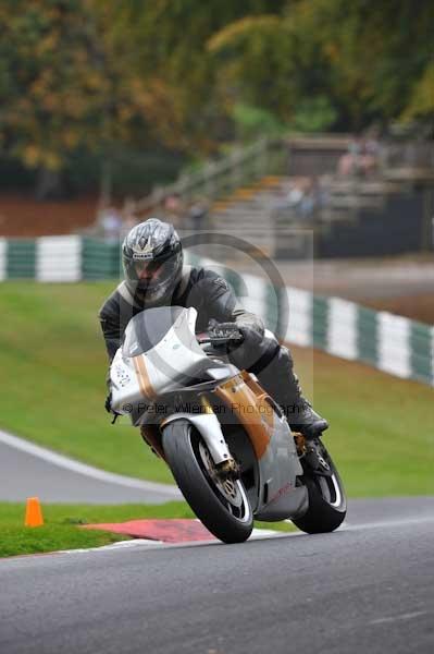 Motorcycle action photographs;Trackday digital images;cadwell;cadwell park photographs;event digital images;eventdigitalimages;motor racing louth lincolnshire;no limits trackdays;peter wileman photography;trackday;trackday photos
