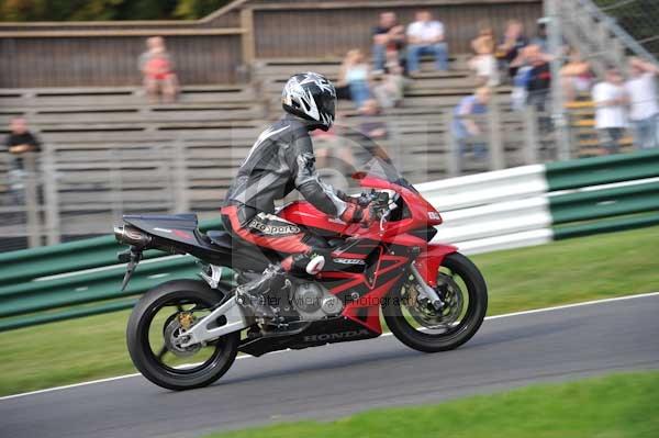 Motorcycle action photographs;Trackday digital images;cadwell;cadwell park photographs;event digital images;eventdigitalimages;motor racing louth lincolnshire;no limits trackdays;peter wileman photography;trackday;trackday photos
