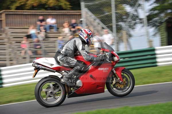 Motorcycle action photographs;Trackday digital images;cadwell;cadwell park photographs;event digital images;eventdigitalimages;motor racing louth lincolnshire;no limits trackdays;peter wileman photography;trackday;trackday photos