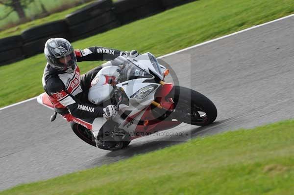Motorcycle action photographs;Trackday digital images;cadwell;cadwell park photographs;event digital images;eventdigitalimages;motor racing louth lincolnshire;no limits trackdays;peter wileman photography;trackday;trackday photos