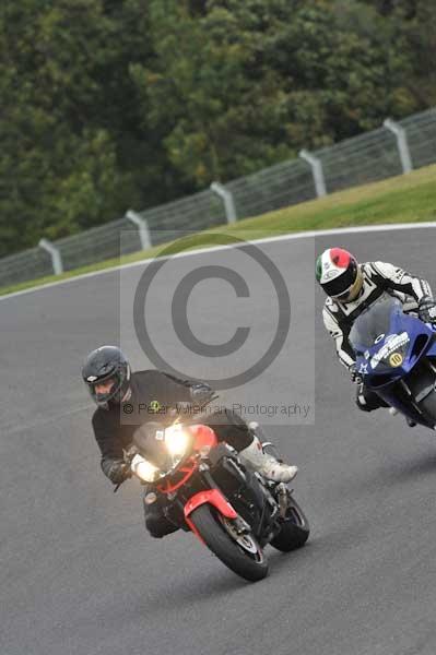 Motorcycle action photographs;Trackday digital images;cadwell;cadwell park photographs;event digital images;eventdigitalimages;motor racing louth lincolnshire;no limits trackdays;peter wileman photography;trackday;trackday photos