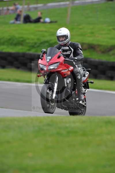 Motorcycle action photographs;Trackday digital images;cadwell;cadwell park photographs;event digital images;eventdigitalimages;motor racing louth lincolnshire;no limits trackdays;peter wileman photography;trackday;trackday photos