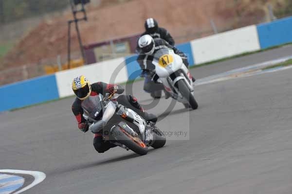 Motorcycle action photographs;Trackday digital images;donington;donington park leicestershire;donington photographs;event digital images;eventdigitalimages;no limits trackday;peter wileman photography;trackday;trackday photos