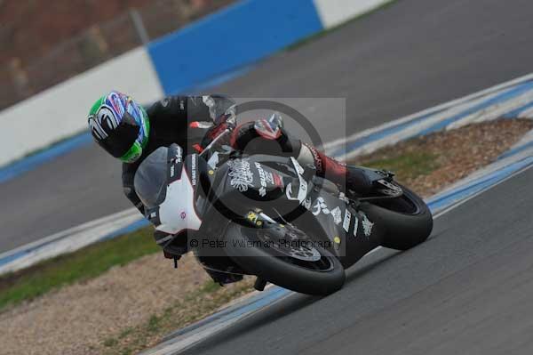Motorcycle action photographs;Trackday digital images;donington;donington park leicestershire;donington photographs;event digital images;eventdigitalimages;no limits trackday;peter wileman photography;trackday;trackday photos