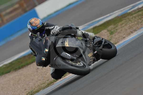 Motorcycle action photographs;Trackday digital images;donington;donington park leicestershire;donington photographs;event digital images;eventdigitalimages;no limits trackday;peter wileman photography;trackday;trackday photos