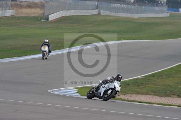 Motorcycle action photographs;Trackday digital images;donington;donington park leicestershire;donington photographs;event digital images;eventdigitalimages;no limits trackday;peter wileman photography;trackday;trackday photos