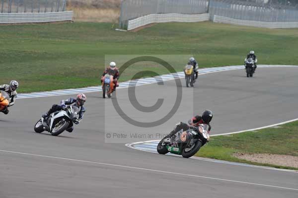 Motorcycle action photographs;Trackday digital images;donington;donington park leicestershire;donington photographs;event digital images;eventdigitalimages;no limits trackday;peter wileman photography;trackday;trackday photos