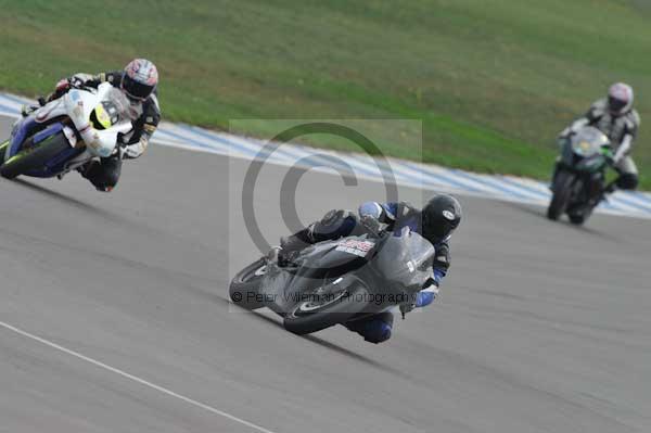 Motorcycle action photographs;Trackday digital images;donington;donington park leicestershire;donington photographs;event digital images;eventdigitalimages;no limits trackday;peter wileman photography;trackday;trackday photos