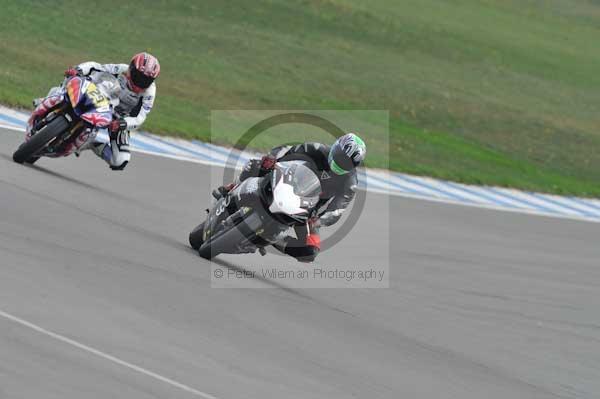 Motorcycle action photographs;Trackday digital images;donington;donington park leicestershire;donington photographs;event digital images;eventdigitalimages;no limits trackday;peter wileman photography;trackday;trackday photos