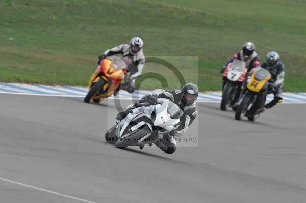 Motorcycle action photographs;Trackday digital images;donington;donington park leicestershire;donington photographs;event digital images;eventdigitalimages;no limits trackday;peter wileman photography;trackday;trackday photos