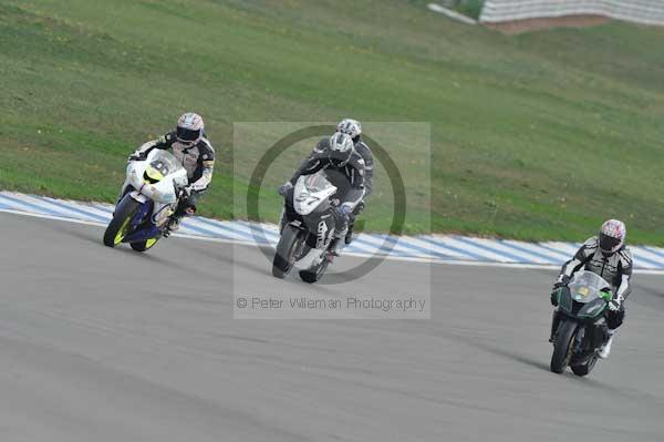 Motorcycle action photographs;Trackday digital images;donington;donington park leicestershire;donington photographs;event digital images;eventdigitalimages;no limits trackday;peter wileman photography;trackday;trackday photos