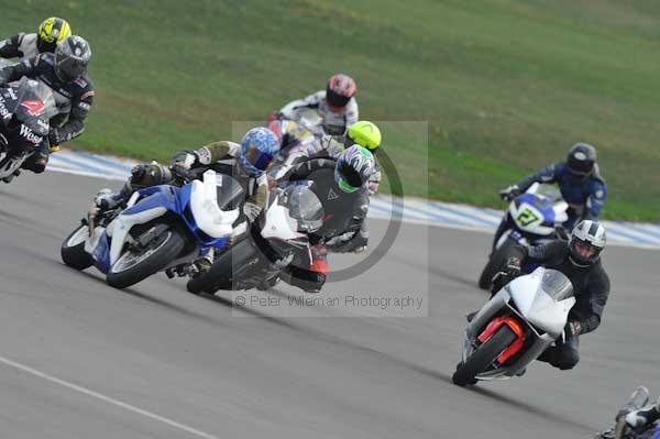 Motorcycle action photographs;Trackday digital images;donington;donington park leicestershire;donington photographs;event digital images;eventdigitalimages;no limits trackday;peter wileman photography;trackday;trackday photos