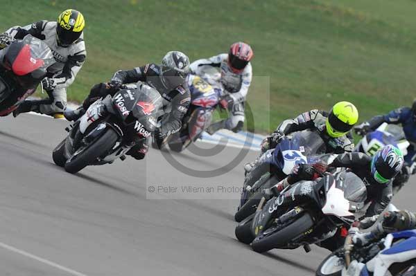 Motorcycle action photographs;Trackday digital images;donington;donington park leicestershire;donington photographs;event digital images;eventdigitalimages;no limits trackday;peter wileman photography;trackday;trackday photos
