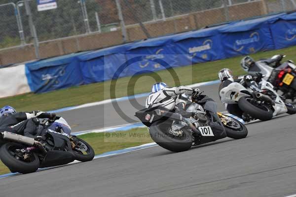 Motorcycle action photographs;Trackday digital images;donington;donington park leicestershire;donington photographs;event digital images;eventdigitalimages;no limits trackday;peter wileman photography;trackday;trackday photos