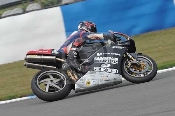 Motorcycle action photographs;Trackday digital images;donington;donington park leicestershire;donington photographs;event digital images;eventdigitalimages;no limits trackday;peter wileman photography;trackday;trackday photos