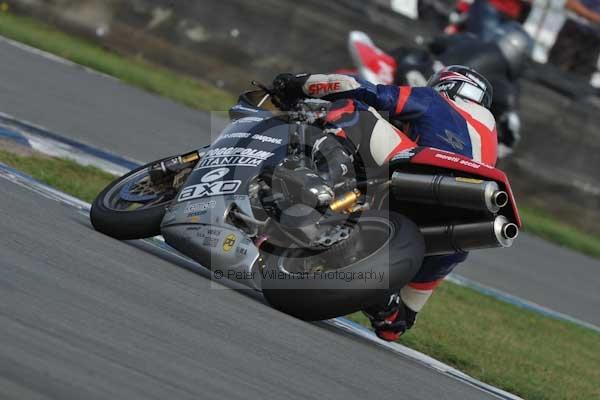 Motorcycle action photographs;Trackday digital images;donington;donington park leicestershire;donington photographs;event digital images;eventdigitalimages;no limits trackday;peter wileman photography;trackday;trackday photos