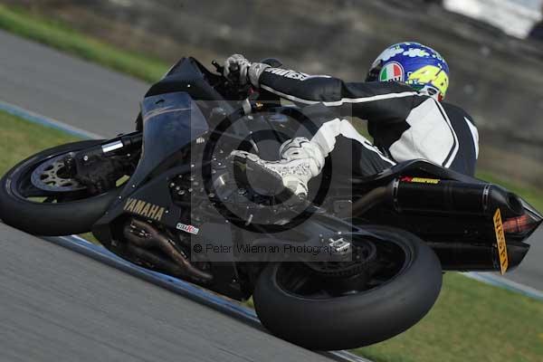 Motorcycle action photographs;Trackday digital images;donington;donington park leicestershire;donington photographs;event digital images;eventdigitalimages;no limits trackday;peter wileman photography;trackday;trackday photos