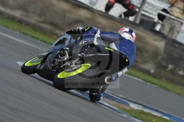 Motorcycle action photographs;Trackday digital images;donington;donington park leicestershire;donington photographs;event digital images;eventdigitalimages;no limits trackday;peter wileman photography;trackday;trackday photos