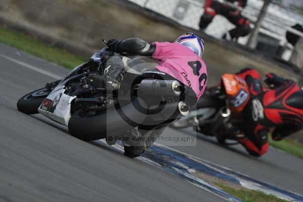 Motorcycle action photographs;Trackday digital images;donington;donington park leicestershire;donington photographs;event digital images;eventdigitalimages;no limits trackday;peter wileman photography;trackday;trackday photos