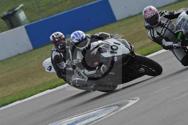 Motorcycle action photographs;Trackday digital images;donington;donington park leicestershire;donington photographs;event digital images;eventdigitalimages;no limits trackday;peter wileman photography;trackday;trackday photos