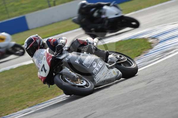 Motorcycle action photographs;Trackday digital images;donington;donington park leicestershire;donington photographs;event digital images;eventdigitalimages;no limits trackday;peter wileman photography;trackday;trackday photos