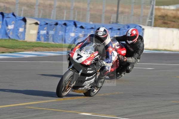 Motorcycle action photographs;Trackday digital images;donington;donington park leicestershire;donington photographs;event digital images;eventdigitalimages;no limits trackday;peter wileman photography;trackday;trackday photos