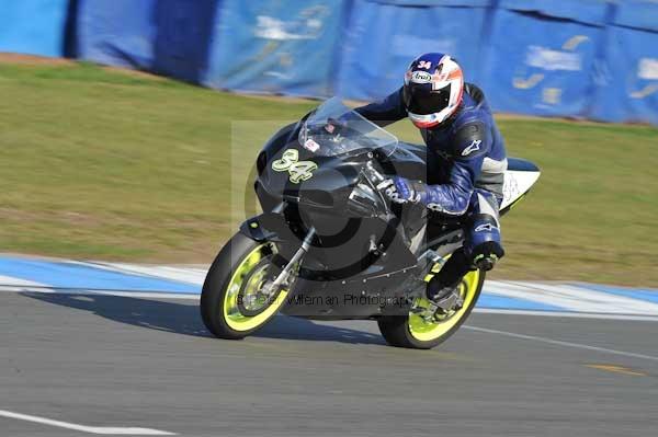 Motorcycle action photographs;Trackday digital images;donington;donington park leicestershire;donington photographs;event digital images;eventdigitalimages;no limits trackday;peter wileman photography;trackday;trackday photos