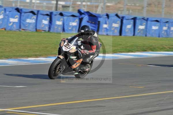 Motorcycle action photographs;Trackday digital images;donington;donington park leicestershire;donington photographs;event digital images;eventdigitalimages;no limits trackday;peter wileman photography;trackday;trackday photos